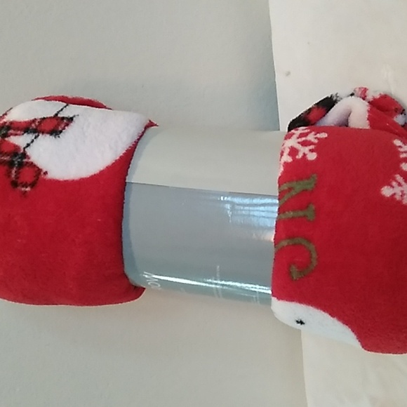 B- BUY NOW-  NWT real living Soft Throw - Picture 3 of 8